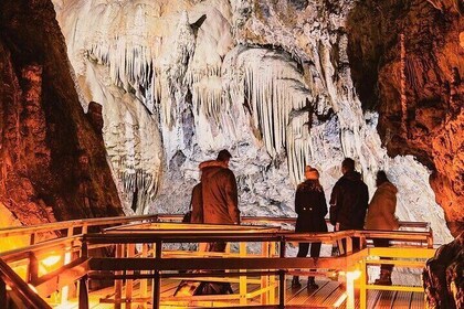 Corinth, Cave of Lakes, Odontotos Railway Privat dagstur med lunsj inkluder...