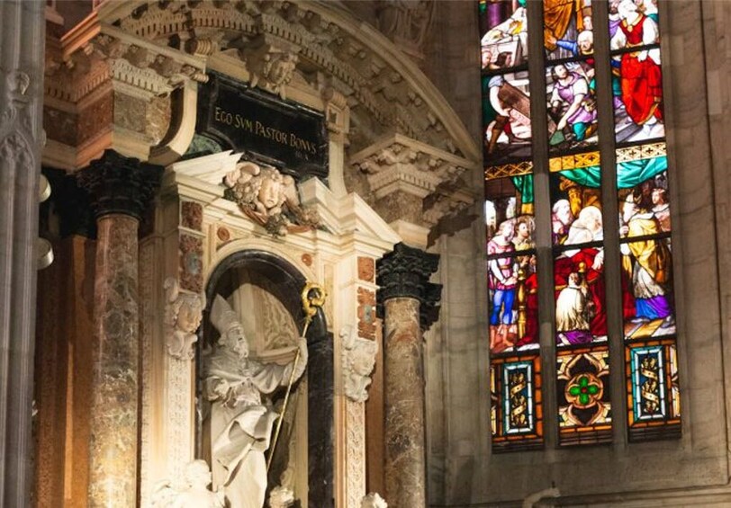 Milan's Duomo Cathedral & La Scala Theatre Tour