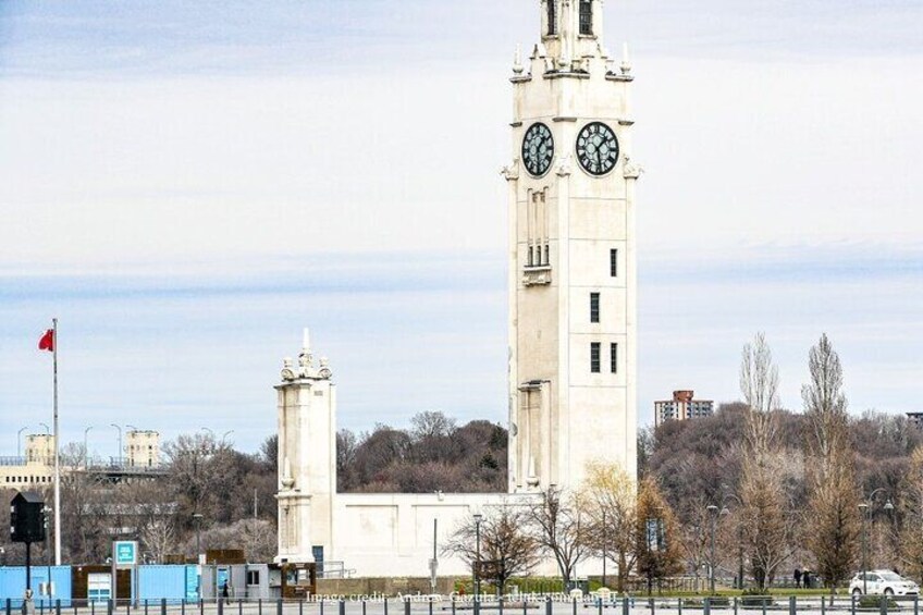 Welcome to Montreal’s Old Town: Private 2-hour Walking Tour
