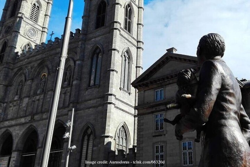 Welcome to Montreal’s Old Town: Private 2-hour Walking Tour
