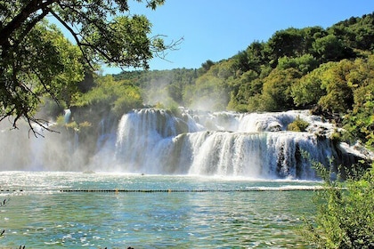 Private Krka Waterfalls Tour with Wine Tasting from Sibenik