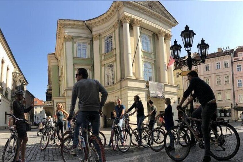 Estate (Mozart) Theater stop