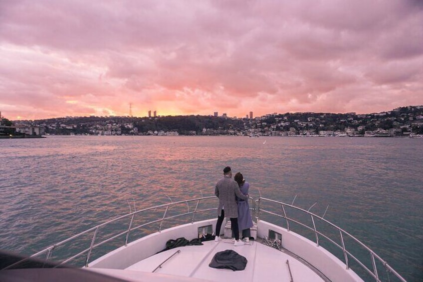 Sunset / Noon Bosphorus Cruise by Private Yacht