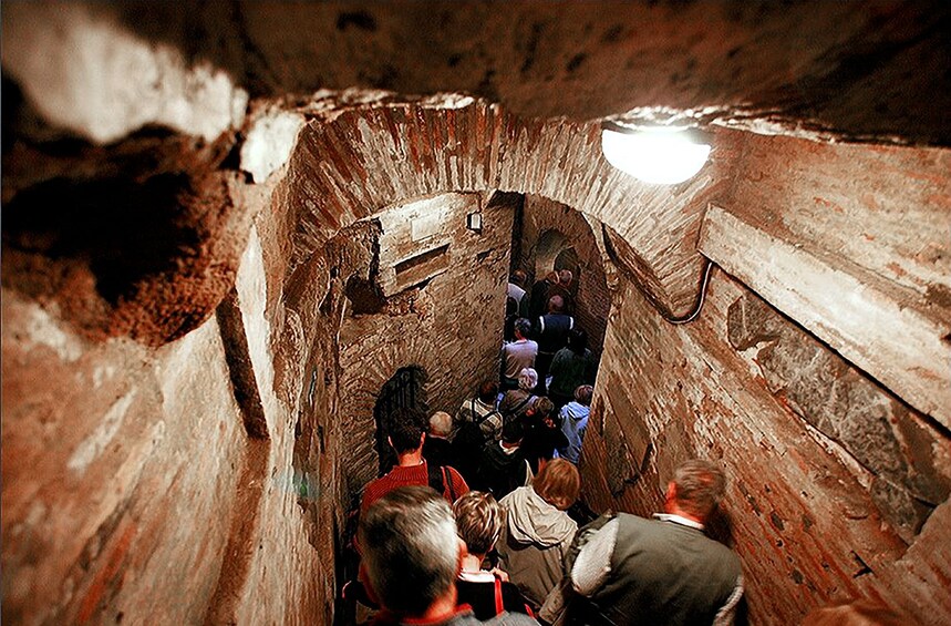 Skip-the-Line Tour of the Vatican & Catacombs with Lunch