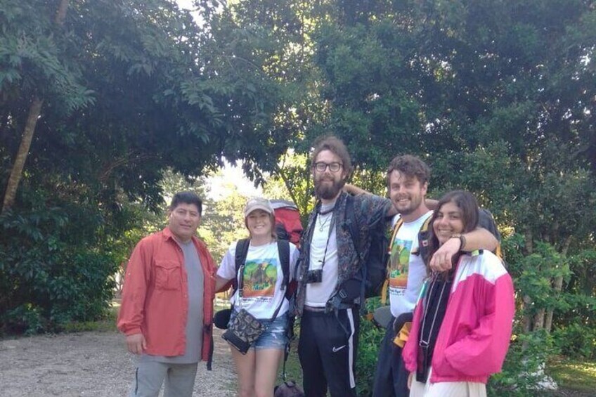 Our guide Rubén Elías saying goodbye to the Sunrise Tour in Tikal National Park