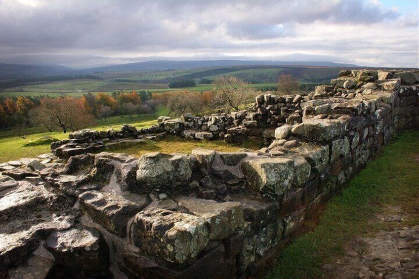 A Roam With a Roman: 2-Hour Guided Walking Tour of Hadrian's Wall