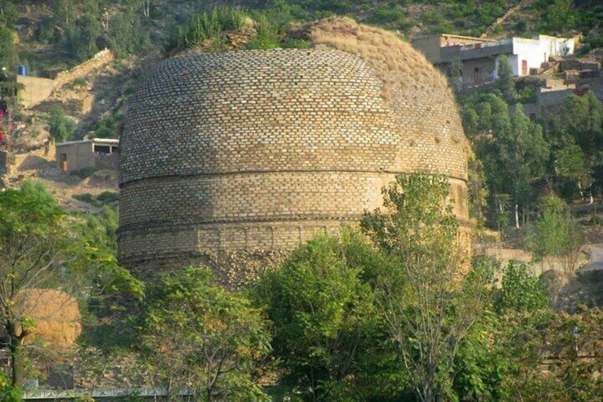 The largest stupa of Indian subcontinent is located in village Shingardar Swat 