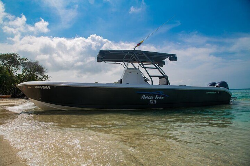 Full Day Boat Rental with Captain in Cartagena