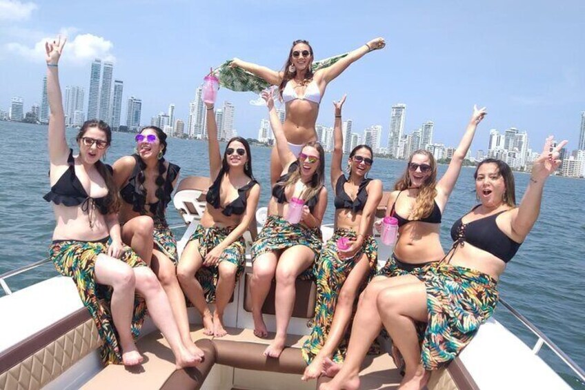Full Day Boat Rental with Captain in Cartagena