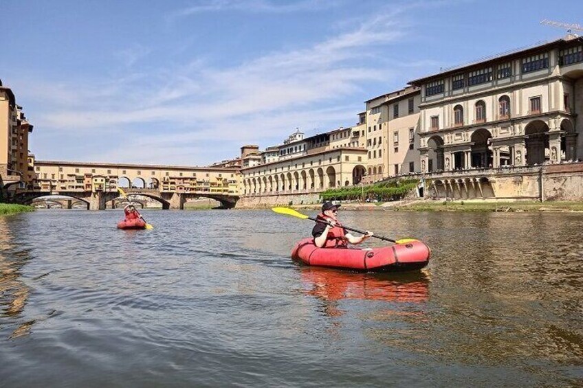 Aside of the Uffizi Gallery with Pontevecchio on the background
