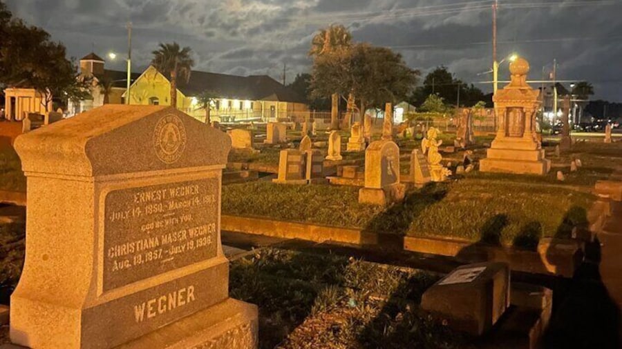 Galveston's Haunted Cemetery Walking Tour