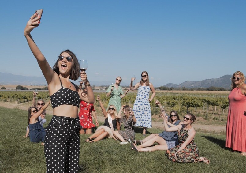 7-Hour Private Party Bus Wine Tour of Santa Barbara