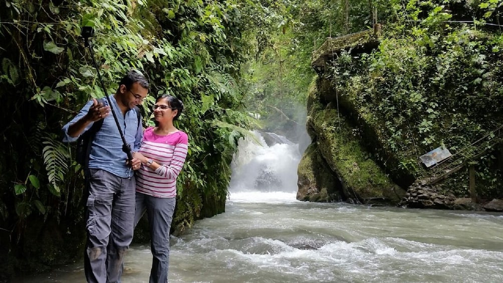 Couple taking a selfie at Mindo Cloud Forest