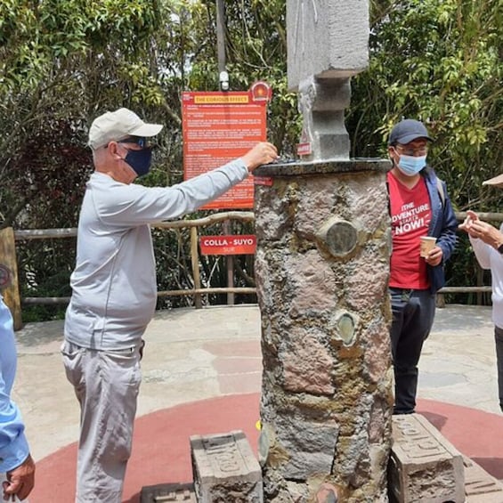 Daily departures: Private City Tour + Mitad del Mundo