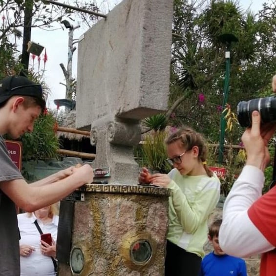 Daily departures: Private City Tour + Mitad del Mundo