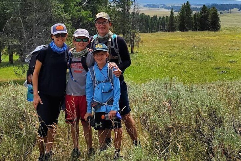 Grand Canyon of the Yellowstone Rim and Loop Hike with Lunch