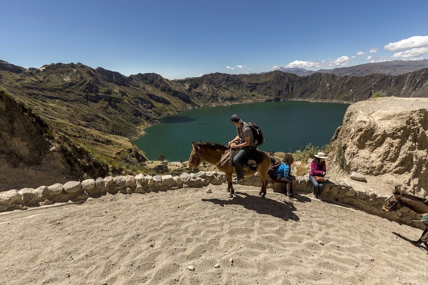 3-Day Quilotoa & Indigenous Communities Hiking Tour