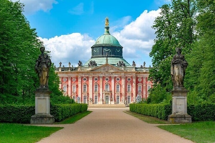Potsdam Royal Palaces and Gardens Private Black Van Day Tour