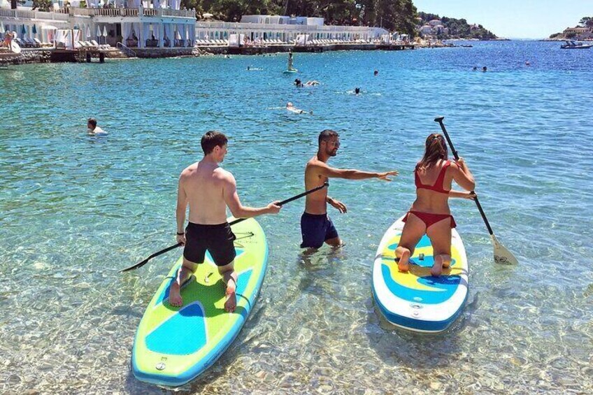 Our instructors will help you with all first steps on SUP board
