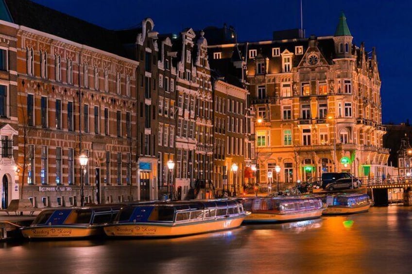 Private Romantic Night Canal Cruise in Amsterdam