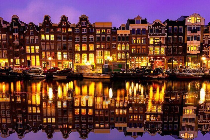 Private Romantic Night Canal Cruise in Amsterdam