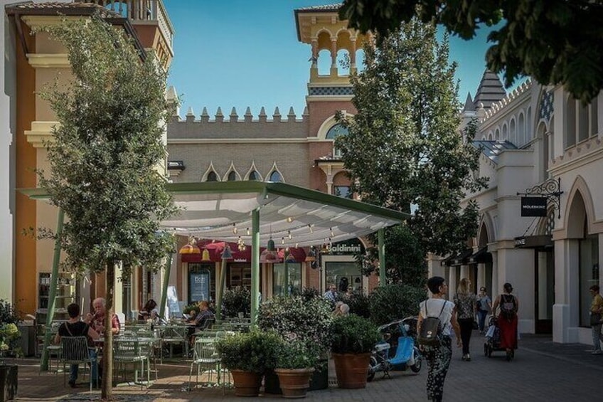 Serravalle Designer Outlet Private Shopping Tour from Milan