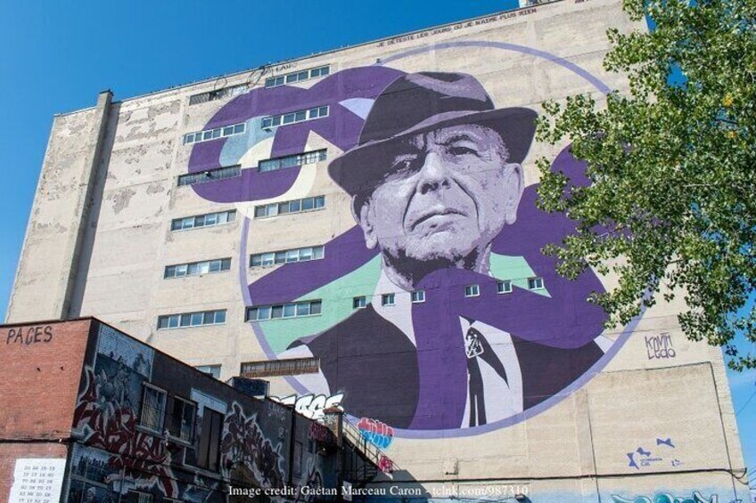 Discover Montreal's Street Art: Private 2-hour Walking Tour