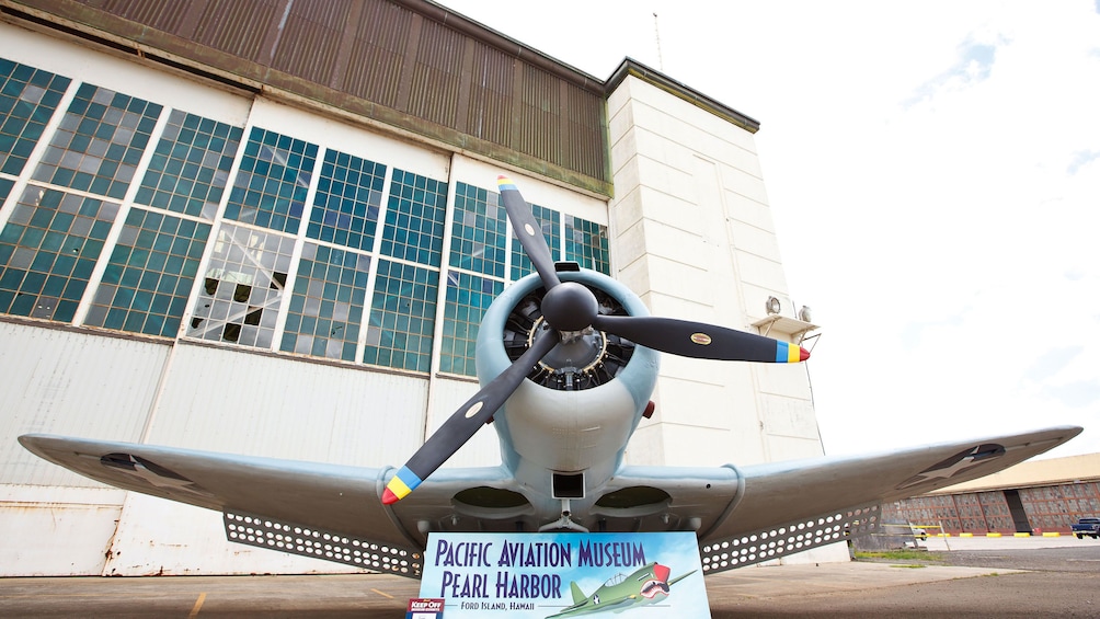 airplane propeller at air museum in Kauai