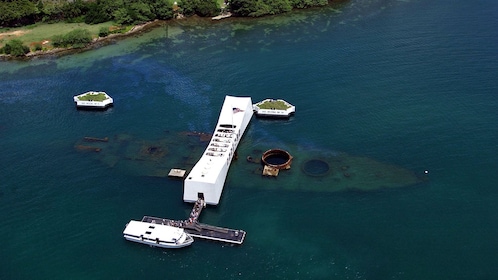 Tur Sorotan Pearl Harbor dan Kota Honolulu
