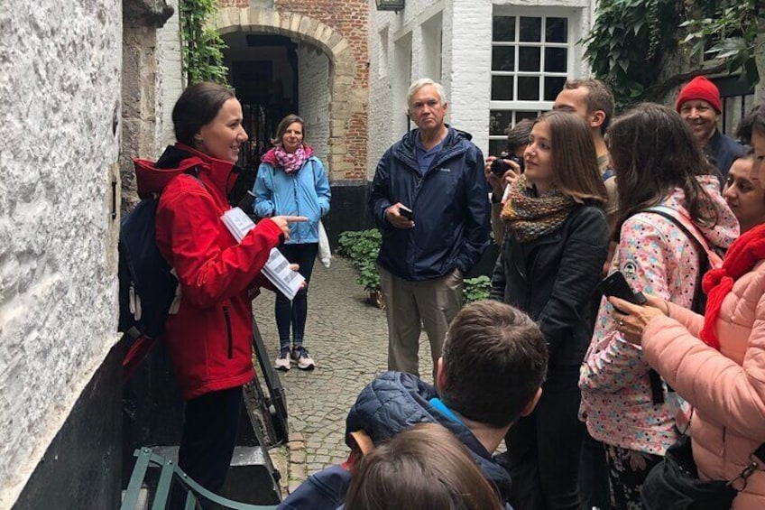 Historical Walking Tour: Legends of Antwerp