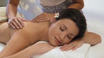 Massage Treatments at the Mandara Spa