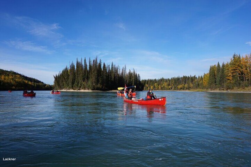 5 Days Guided Canoe Trip Mountain River in Alberta