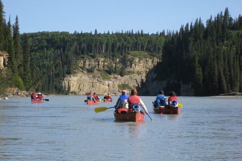 5 Days Guided Canoe Trip Mountain River in Alberta