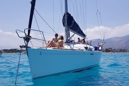 Daily Sailing Tour in Palermo with lunch.