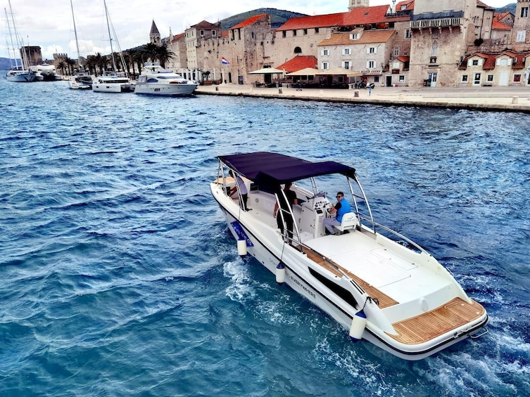 Golden Horn (Zlatni Rat) half day speedboat tour