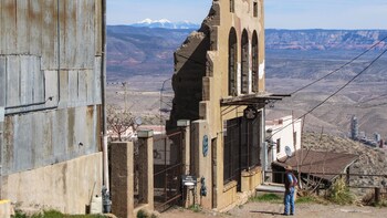 Haunted History Shuttle Jerome, Az