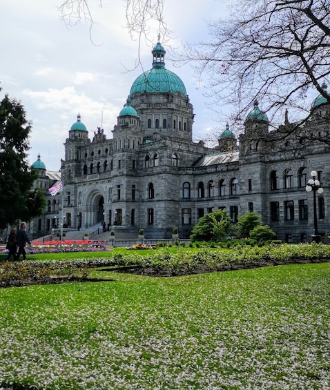 Private Luxury Tour of Victoria