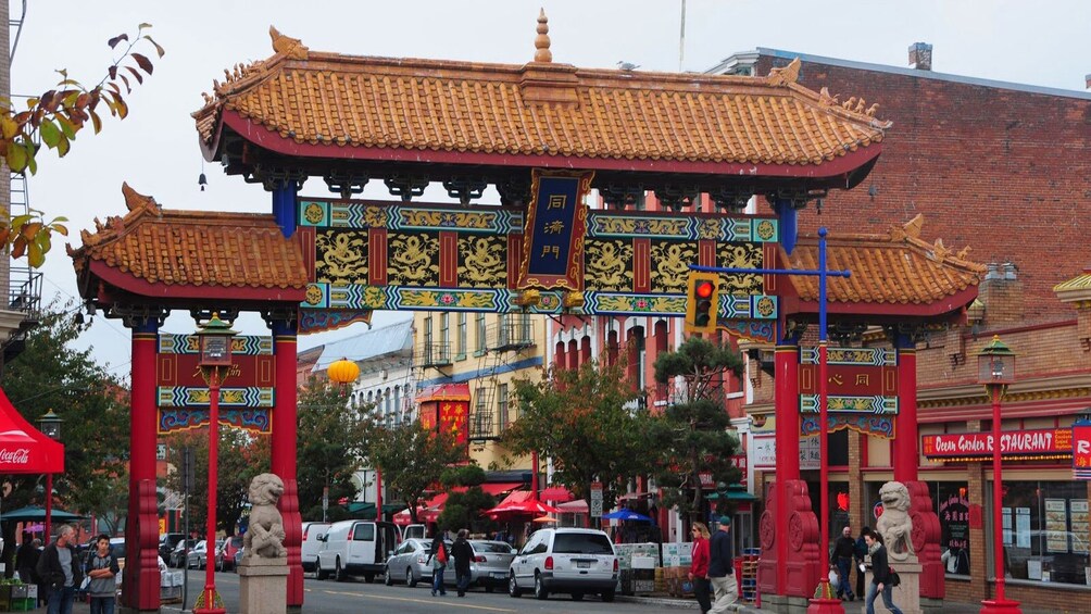 Chinatown picture during the day.