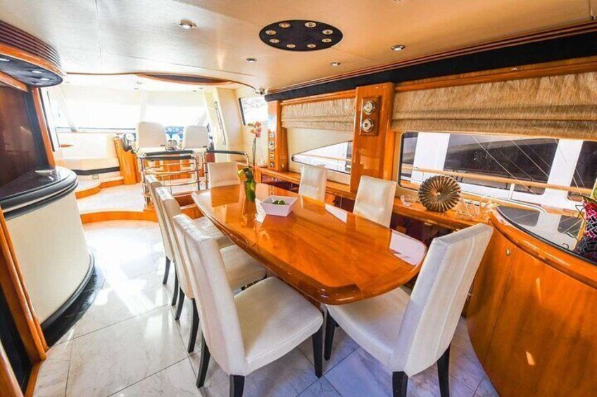 94' Sunseeker Private Cruise with Jacuzzi, Captain and Mate
