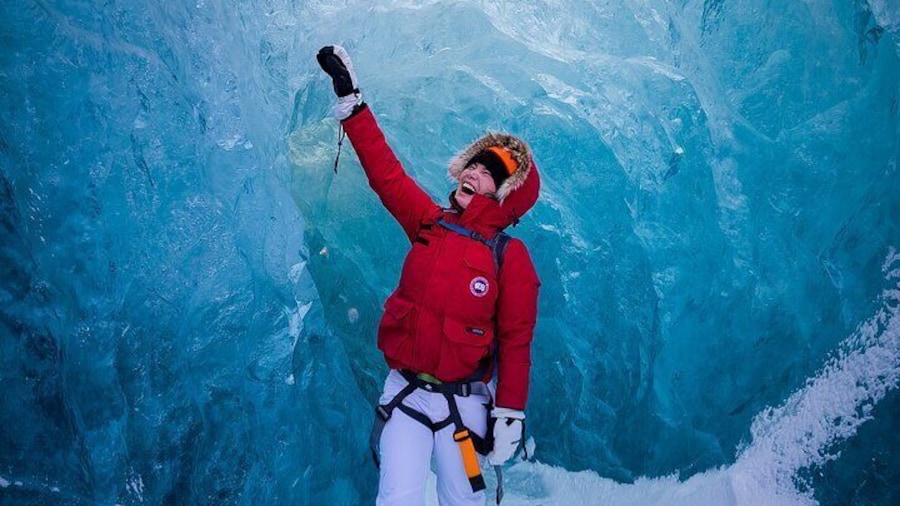 Iconic Glacier Hike, South Coast & Waterfalls - Full Day Tour