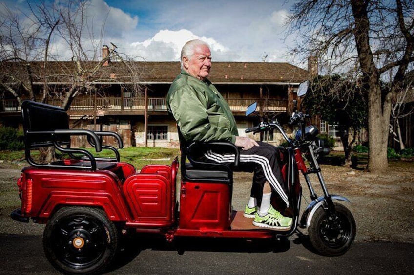 2 hr Guided Electric-Trike Wine/History Tours in Sonoma (2 person min)