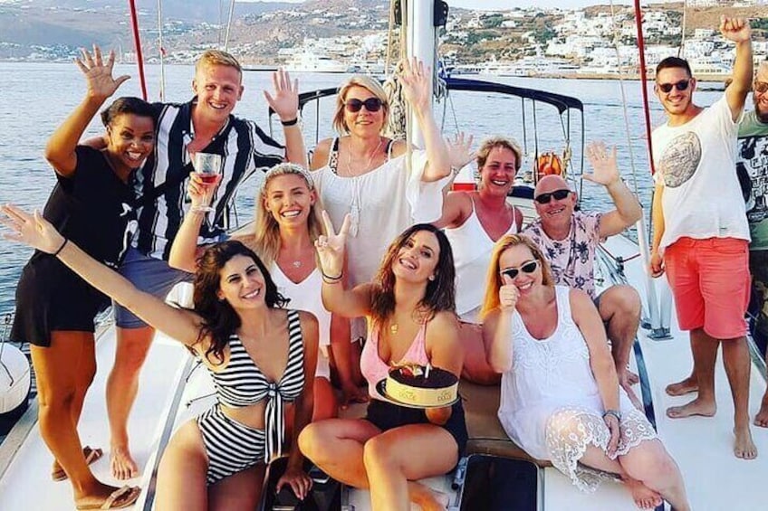 Sailing adventure with Nadia K to Delos and Rhenia Island from Mykonos