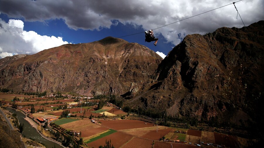 Full-Day: Via Ferrata and Zip Line
