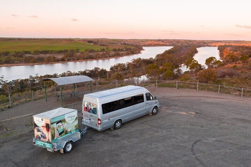 Lookout River Murray International Dark Sky Reserve Touring Vehicle and Trailer