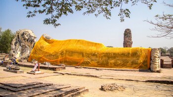 Full-Day Bike Trip to Ayutthaya with Lunch
