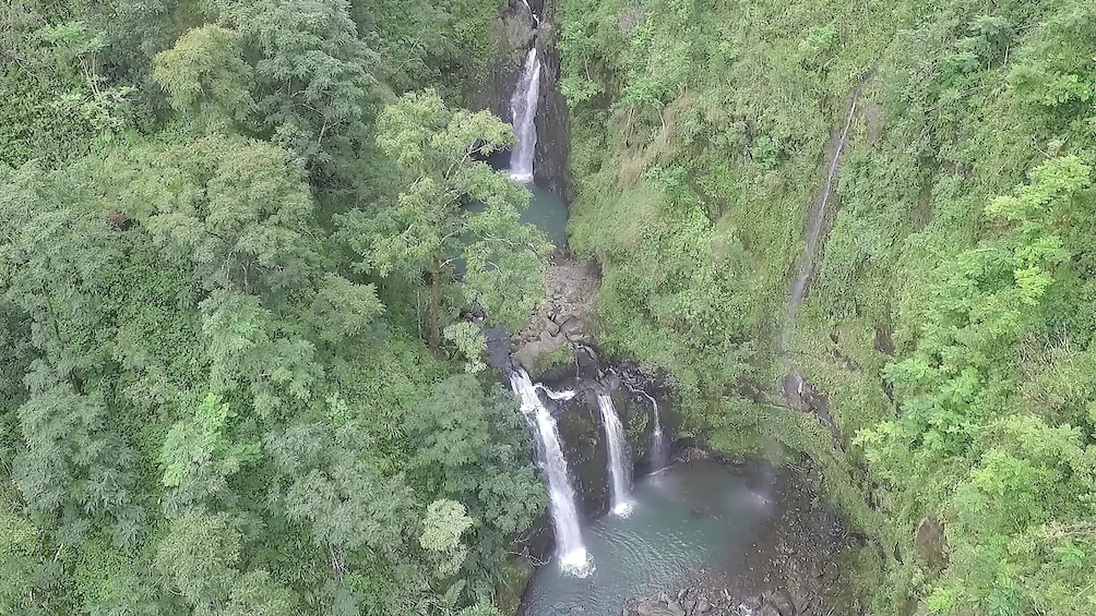 Small-Group Luxury Hana & Helicopter Tour