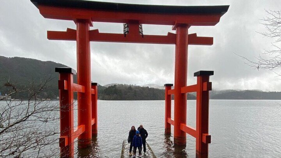 Hakone jinja heiwa no torii