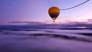 Classic Hot Air Balloon Flight with Breakfast
