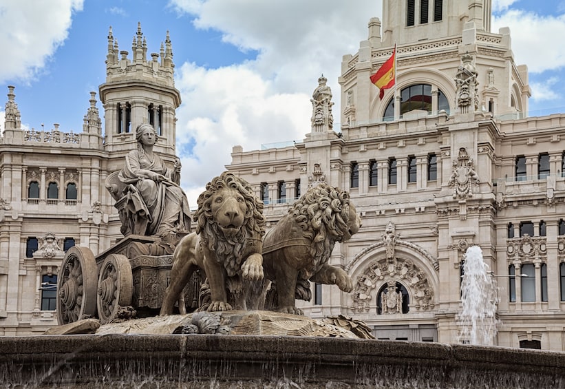 Madrid Highlights: Private Walking Tour