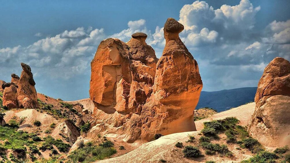 Show item 4 of 8. rock formations